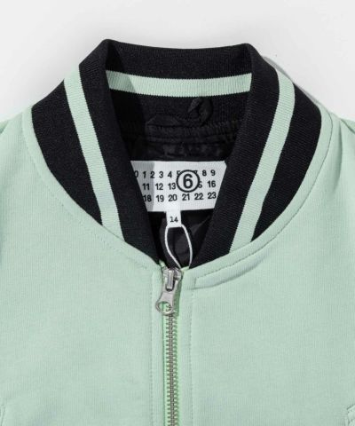 MM6 Maison Margiela(エムエムシックス)Kids & Junior バックブランドロゴジップアップブルゾン