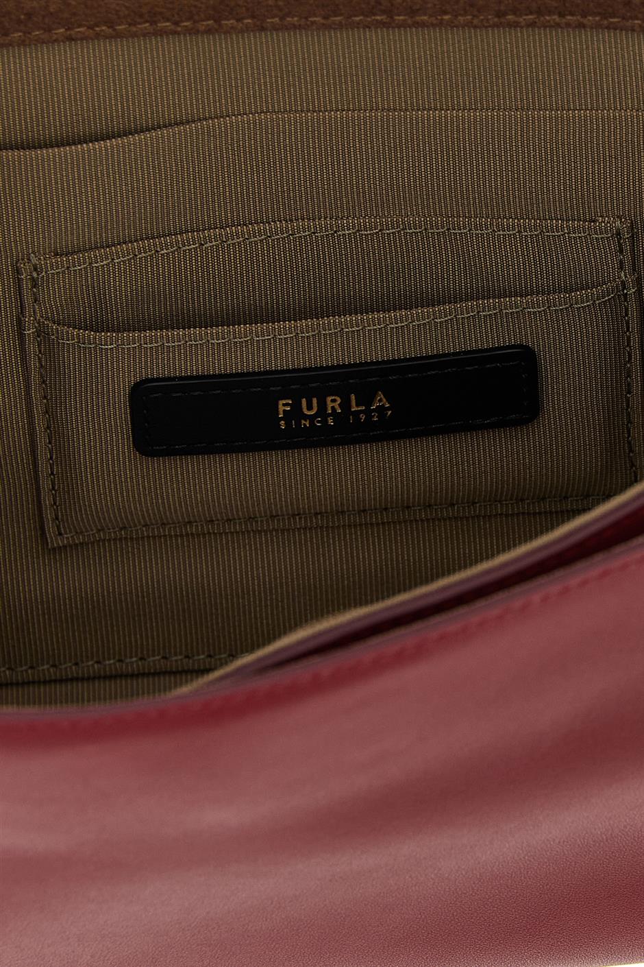 'Furla Giada' クラッチ