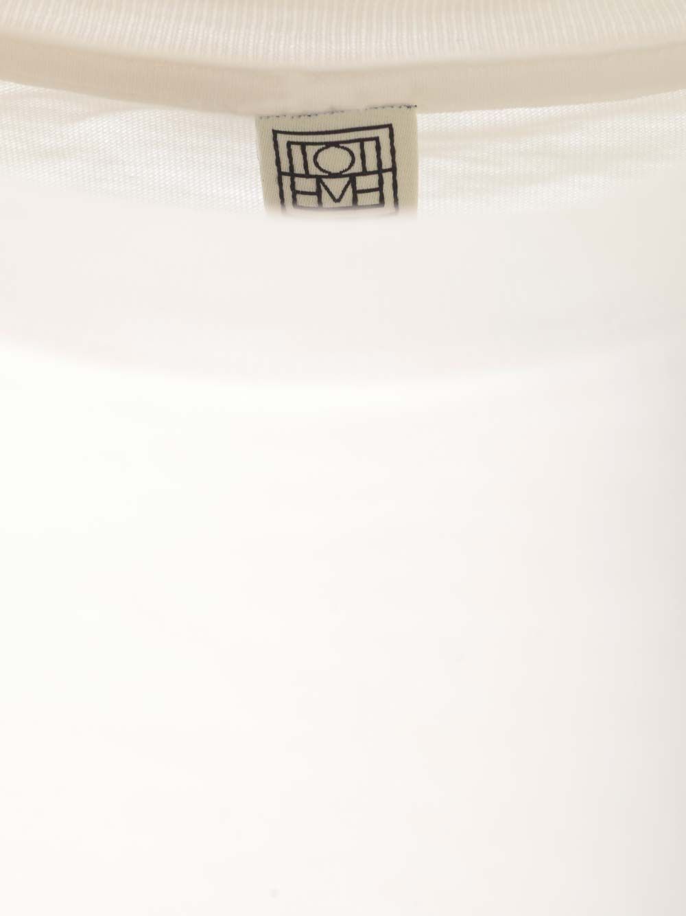 ベーシック クルーネック Tシャツ イン ホワイト ジャージ スタンダード