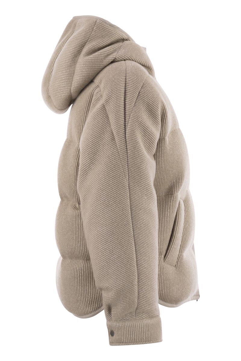 イングリッシュ カシミア ニット ジャケット ウィズ フーディー アンド シャイニー ジップ プル