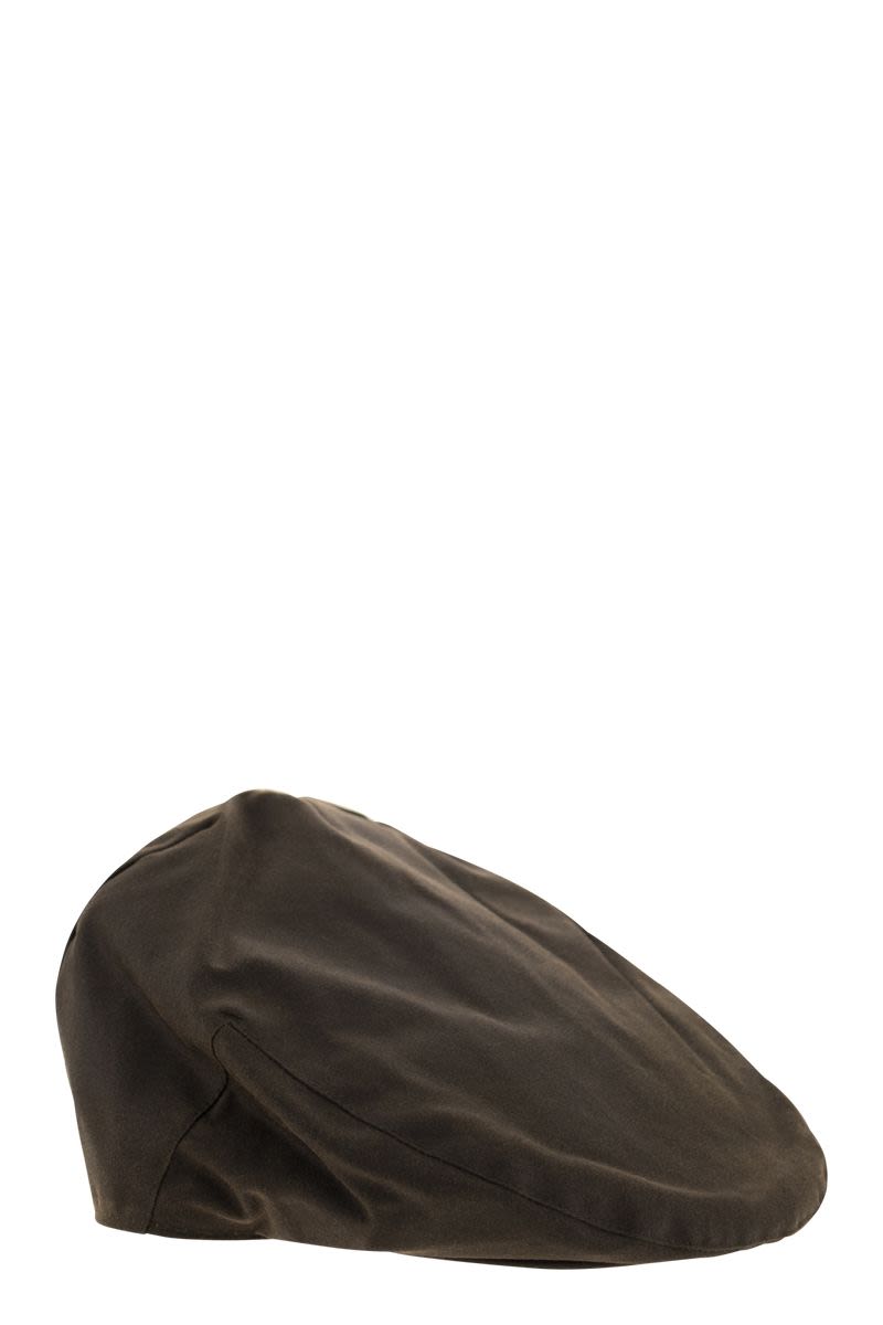 Waxed beret