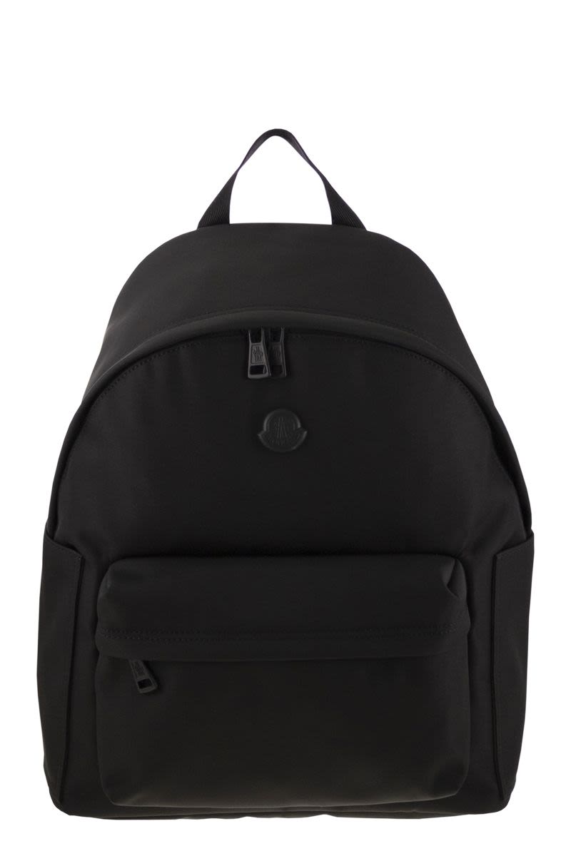 【美品】モンクレール　リュック　バックパック　ブラック 楽天市場】モンクレール リュック LEGERE バックパック リュック