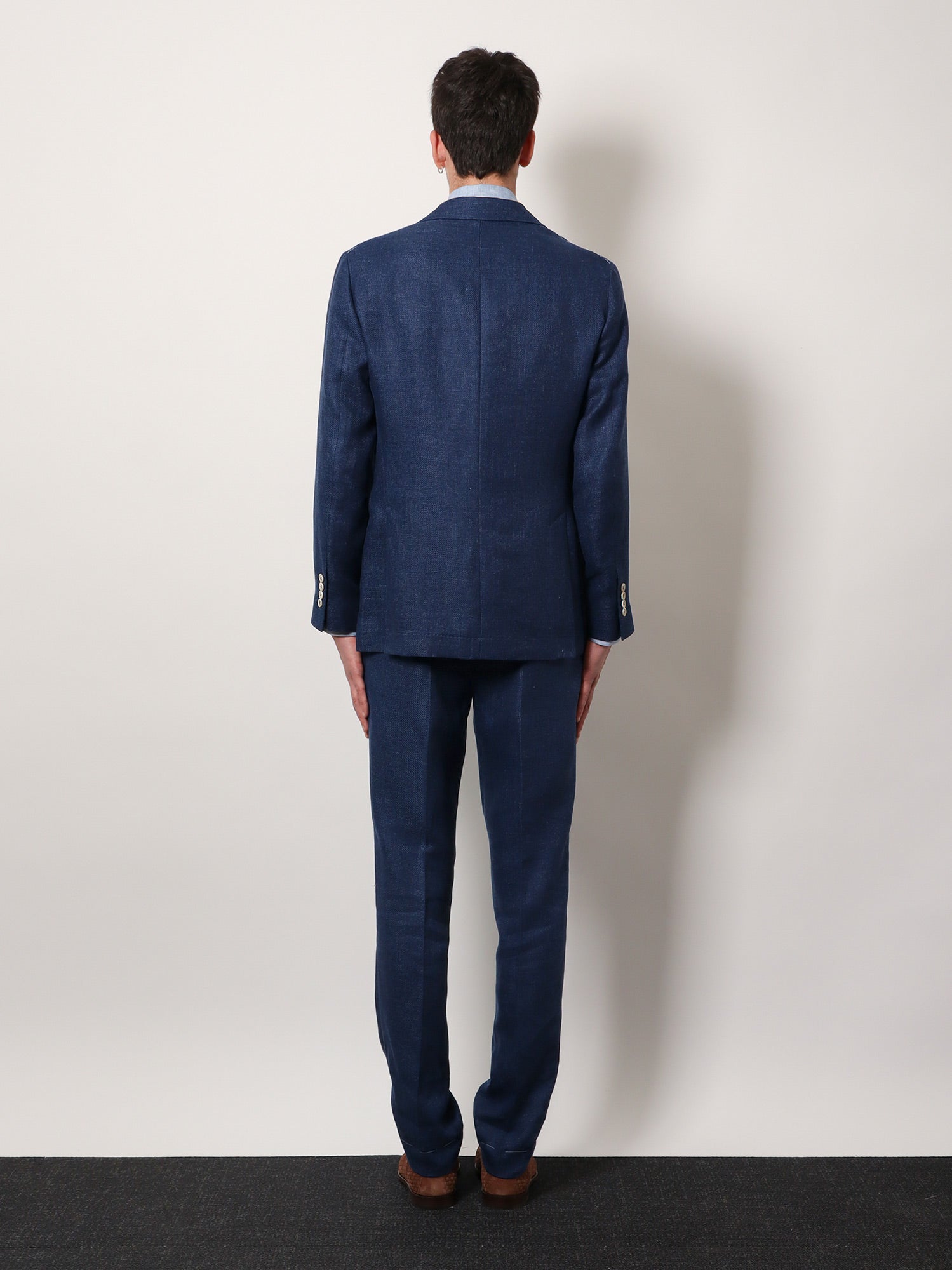 'Linen, wool and silk suit'