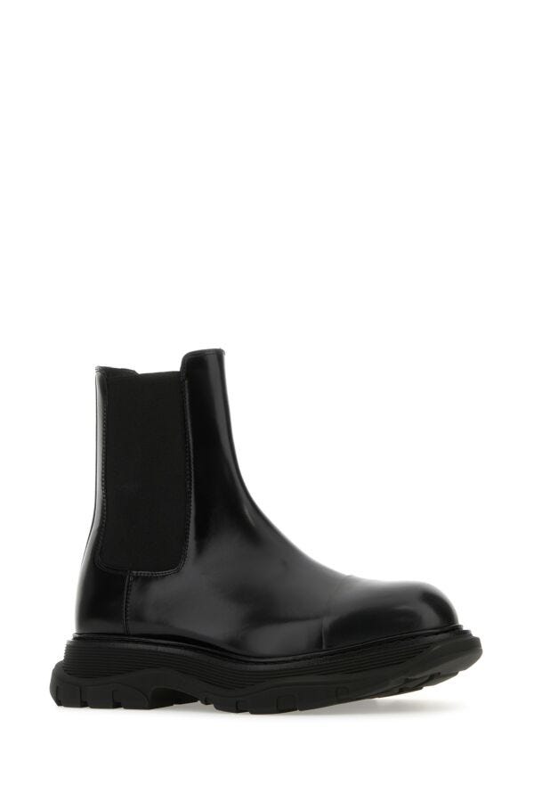 SCARPE STRINGATE