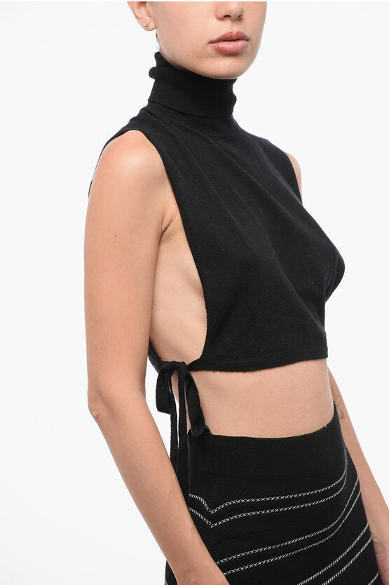 カシミア ブレンド トップ ウィズ レースアップ ディテール