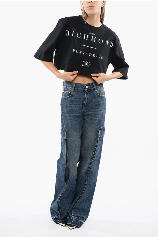 クロップド Tシャツ ウィズ オーバーサイズ フィット
