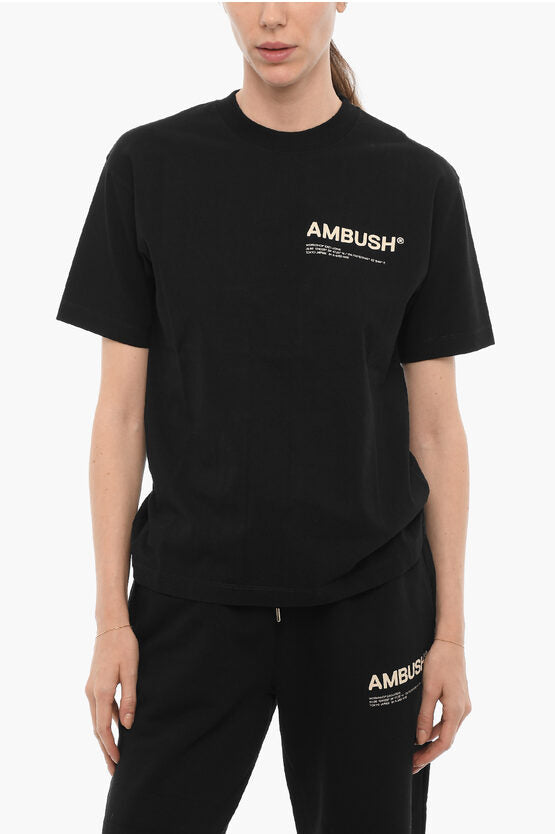 ソリッド カラー クルーネック Tシャツ ウィズ コントラスティング ロゴ