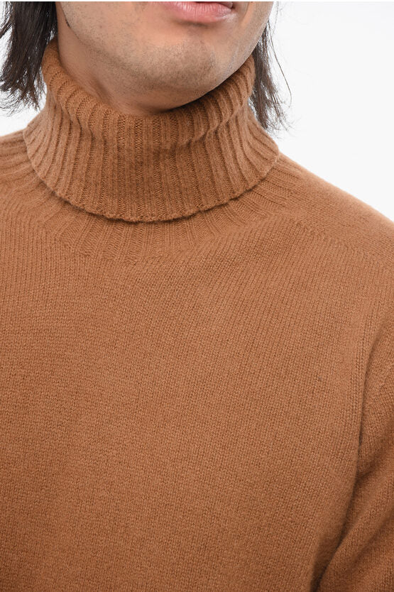 タートルネック ウール アンド カシミア セーター