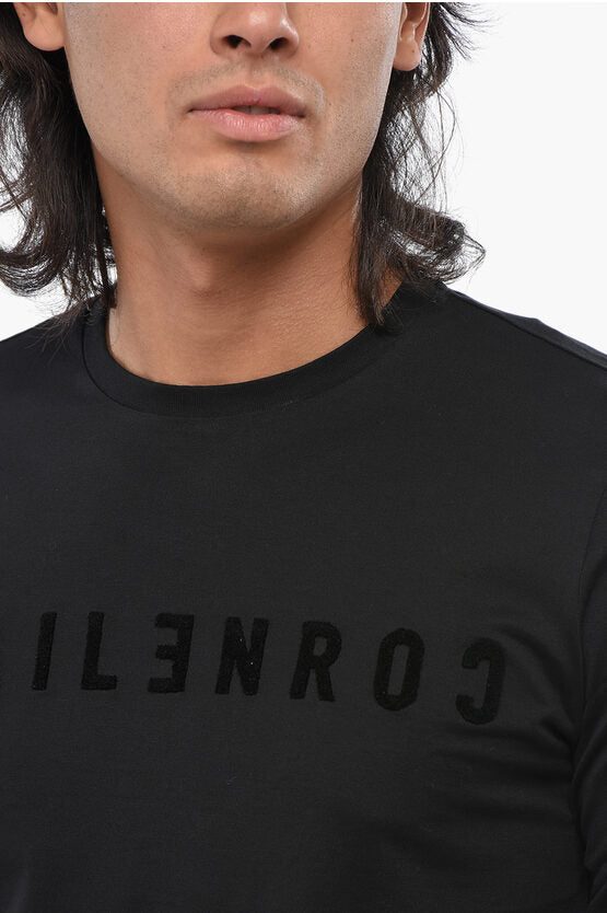 ID ロング スリーブ クルーネック Tシャツ ウィズ エンボス加工 ロゴ