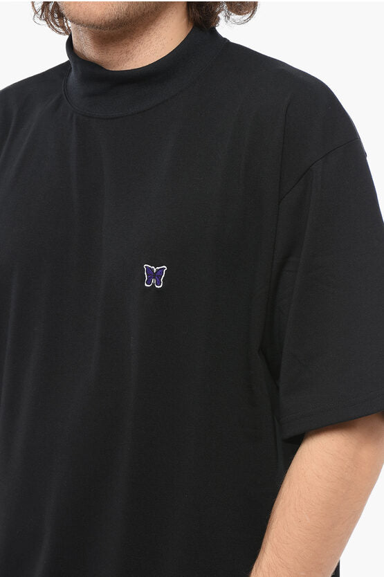 ソリッド カラー モックネック Tシャツ ウィズ バタフライ エンブロイダリー