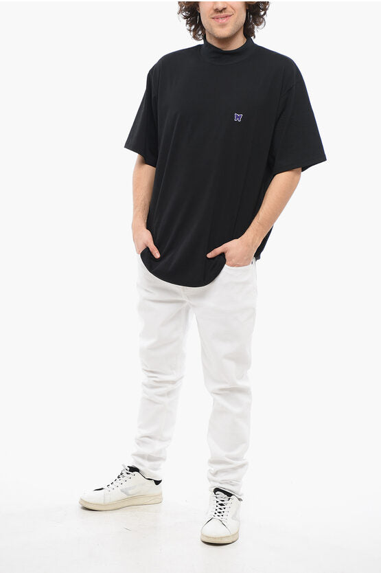 ソリッド カラー モックネック Tシャツ ウィズ バタフライ エンブロイダリー