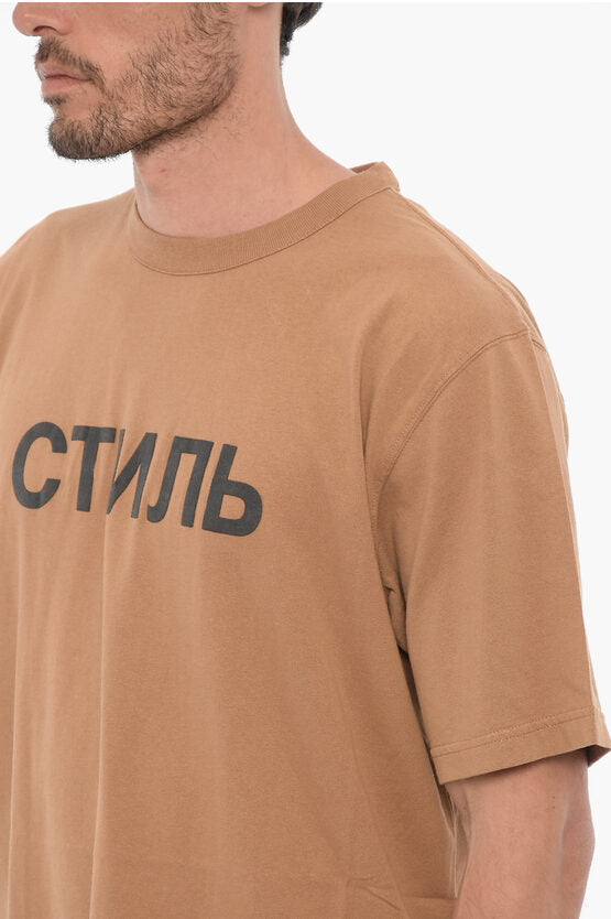 ソリッド カラー クルーネック Tシャツ ウィズ コントラスティング プリント