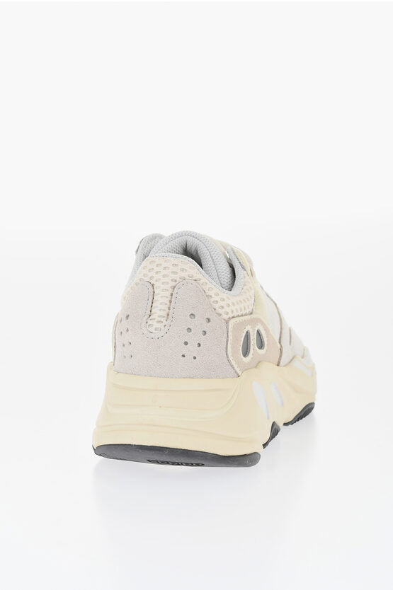 YEEZY イージー スエード アンド ファブリック 700 ローカット スニーカー