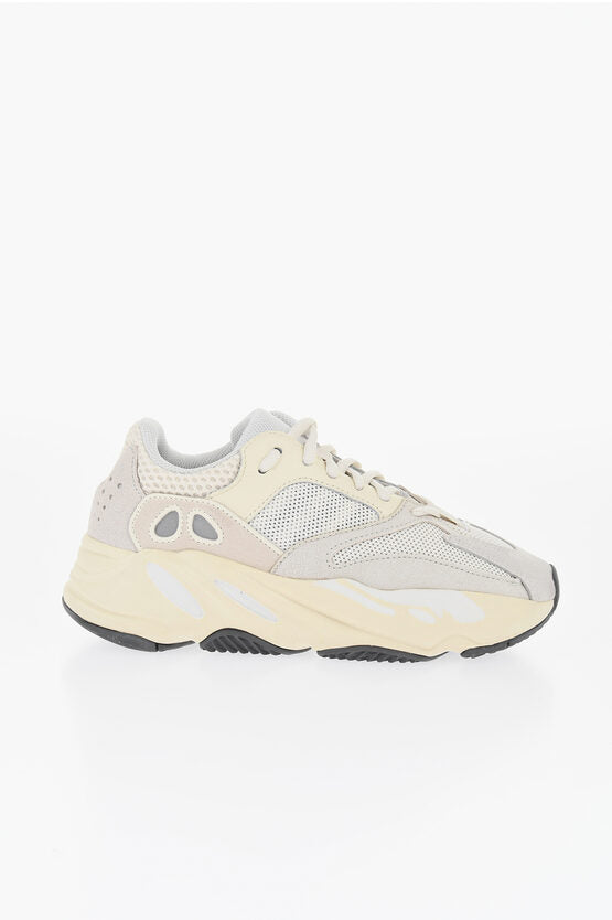 YEEZY イージー スエード アンド ファブリック 700 ローカット スニーカー