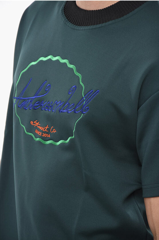 エンブロイダード クルーネック Tシャツ