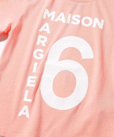 MM6 Maison Margiela(エムエム6 メゾン マルジェラ)Kids & Junior ブランドロゴ半袖Tシャツカットソー