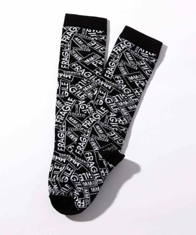 MM6 Maison Margiela(エムエム6 メゾン マルジェラ)Kids & Junior ブランドロゴ総柄ソックス靴下