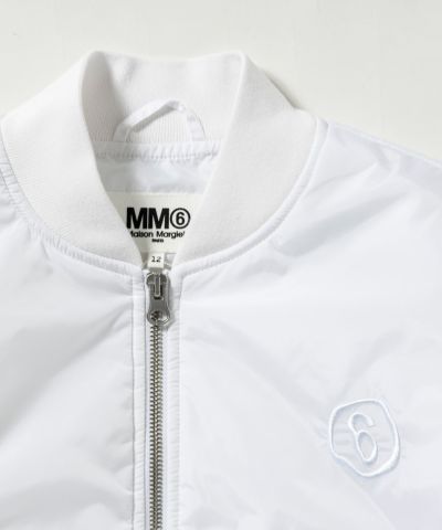 MM6 Maison Margiela(エムエム6 メゾン マルジェラ) Kids & Junior ワンポイントブランドロゴジップアップジャケットブルゾン
