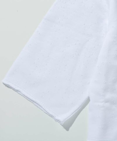 MM6 Maison Margiela(エムエムシックス)Kids & Junior ワンポイントブランドロゴ五分丈Tシャツカットソー