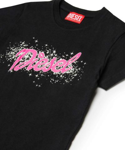DIESEL(ディーゼル)Kids & Junior ブランドロゴ半袖Tシャツショートパンツセットアップ