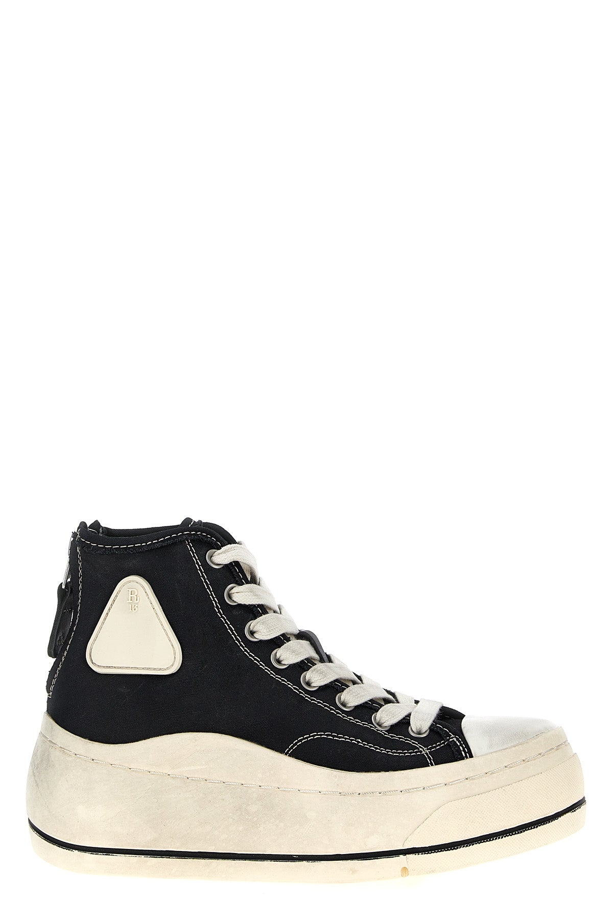 'High Top' スニーカー