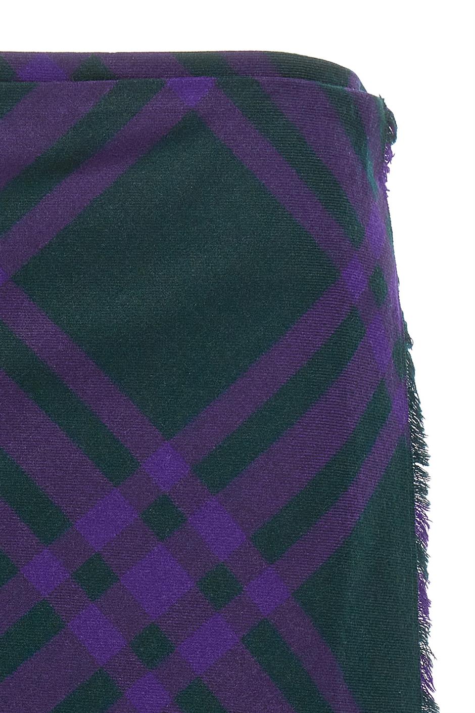 'Kilt' スカート