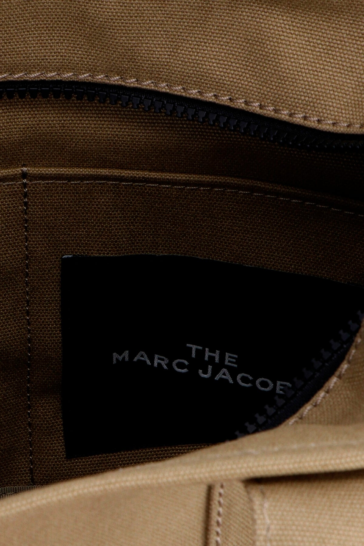 'The Medium Tote' ショッピング バッグ
