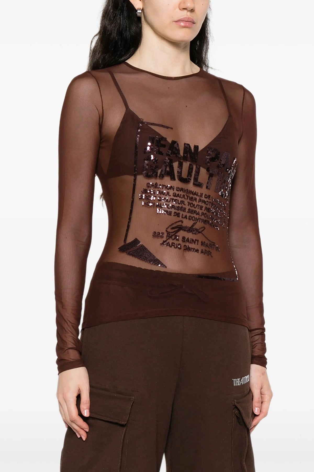 'The Burgundy Embroidered' トップ
