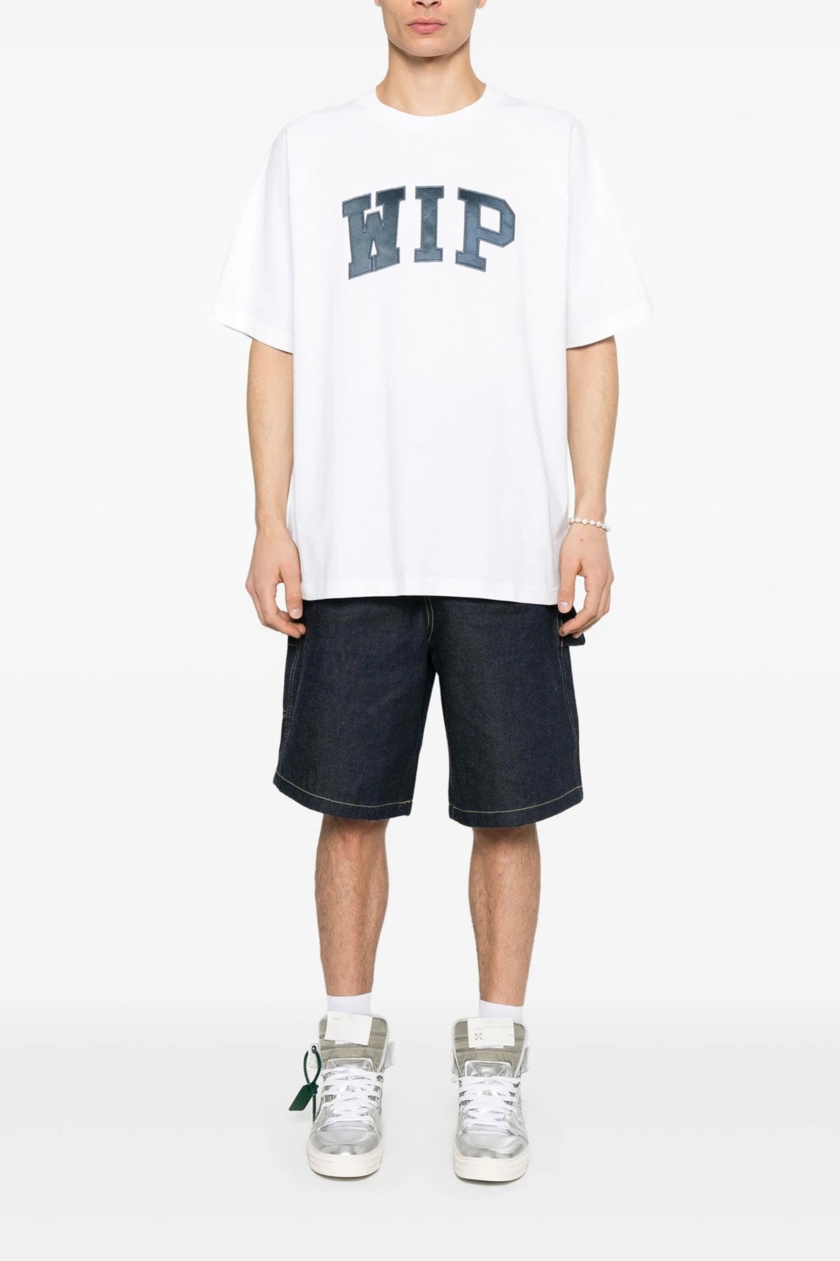 'WIP' Tシャツ