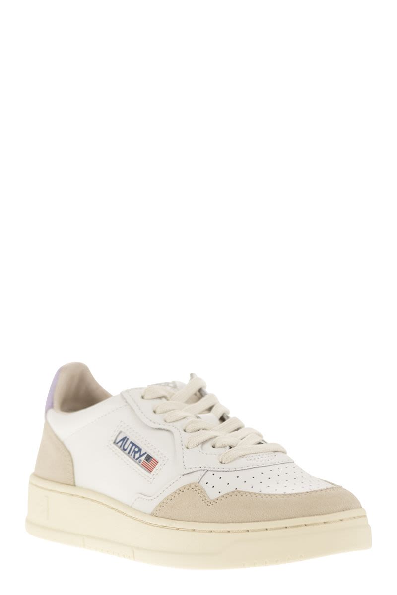 スニーカー AUTRY SS24 MEDALIST LOW - Leather Sneakers (AULWLS68) Autry/オートリー|MEDALIST LOW レザー スニーカー