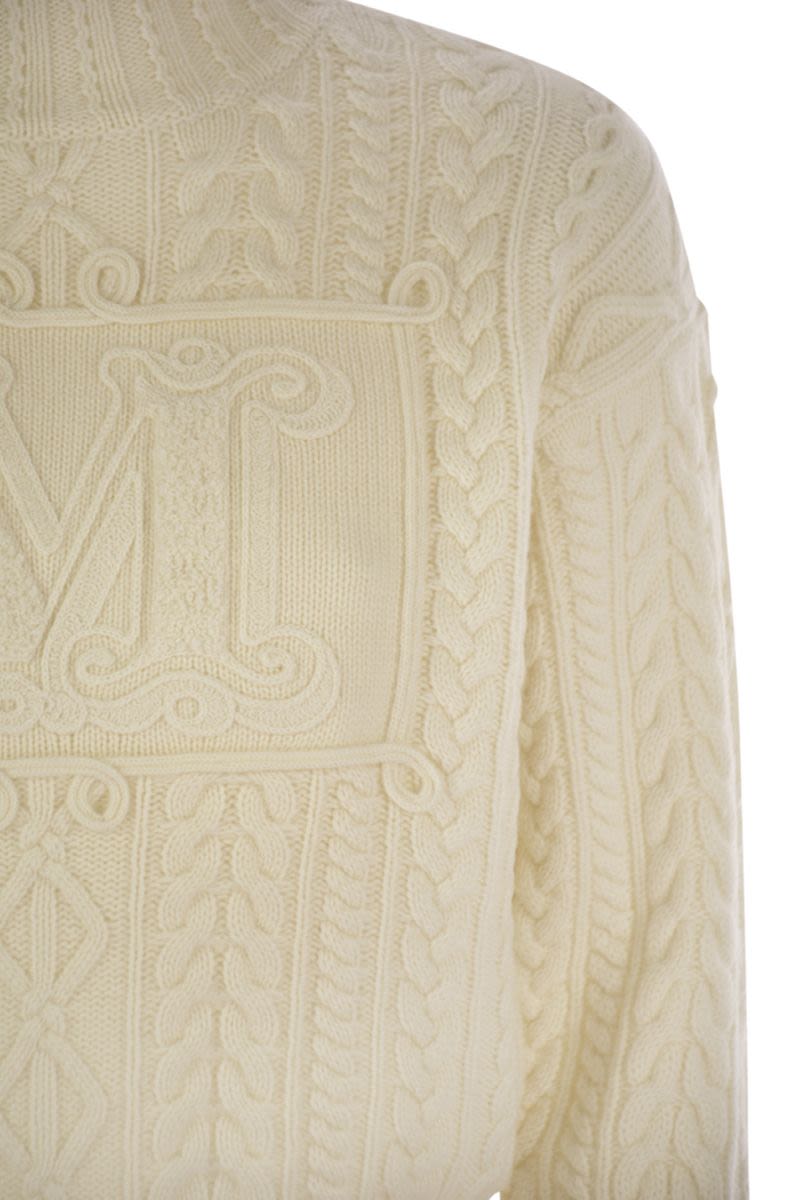 【専用】Maxmara マックスマーラ　セーター 楽天市場】【7/30限定・最大2万円OFFクーポン配布中】MAX MARA