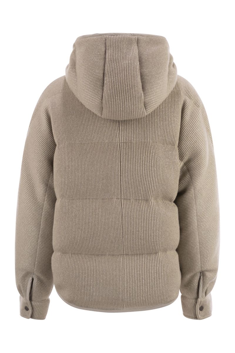 イングリッシュ カシミア ニット ジャケット ウィズ フーディー アンド シャイニー ジップ プル