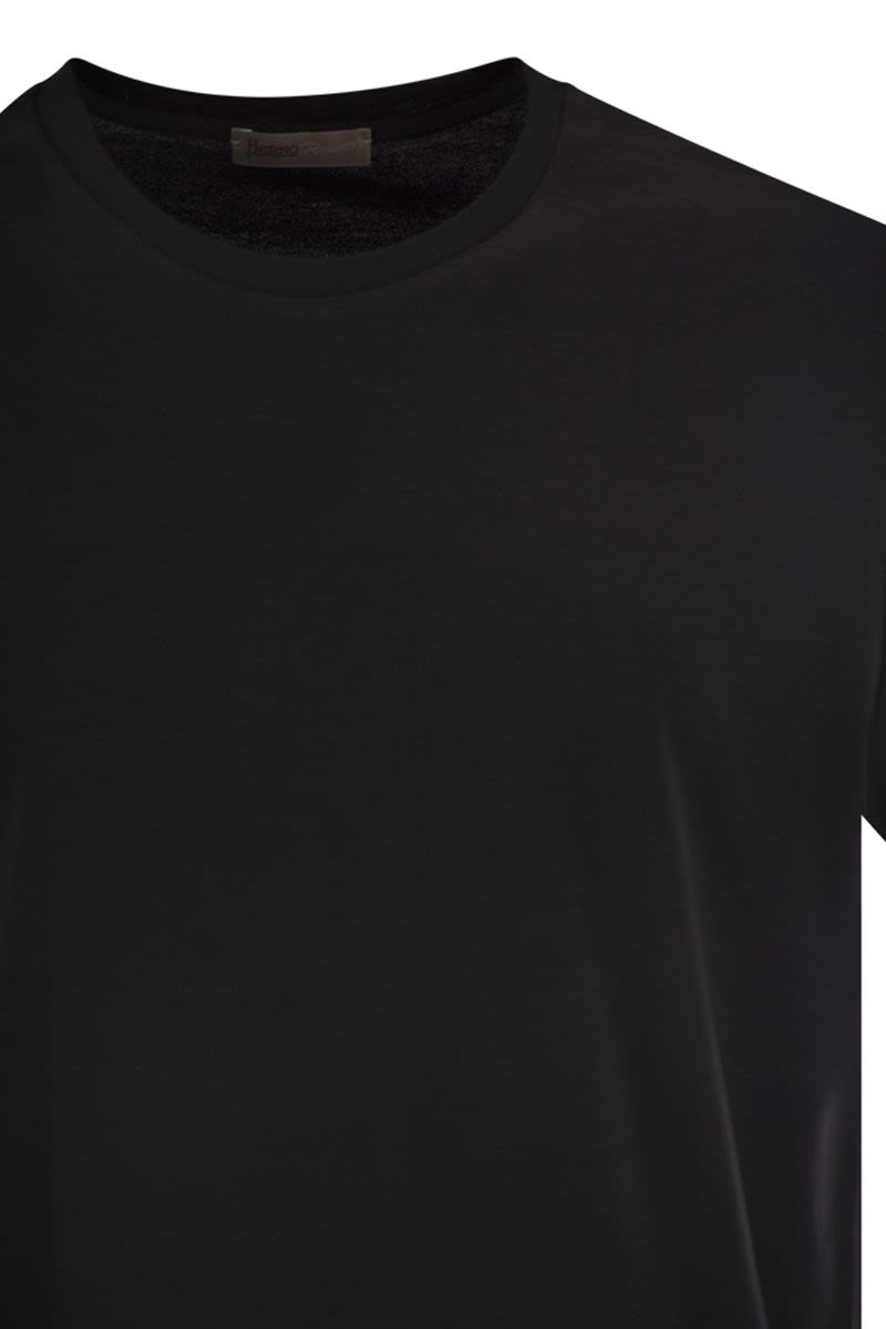 リゾート Tシャツ イン コットン アンド ライト ストレッチ ナイロン