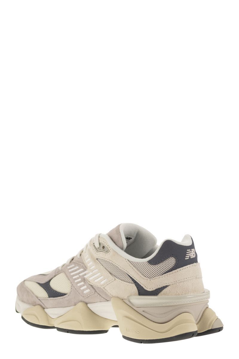 9060 スニーカー