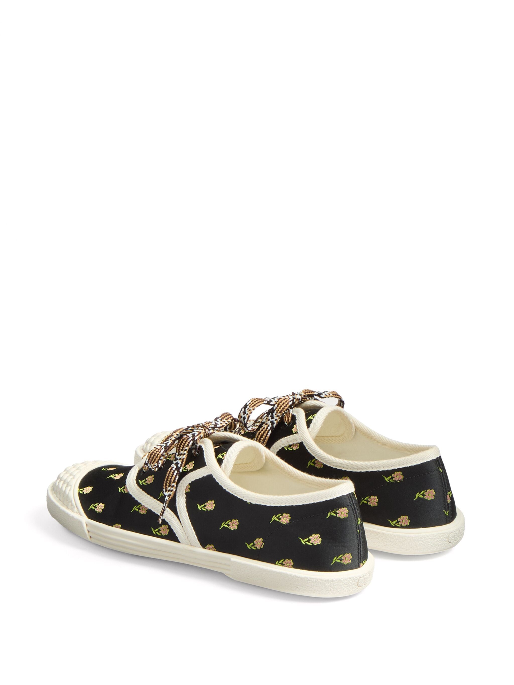 Valentino/ヴァレンティノ｜スニーカー