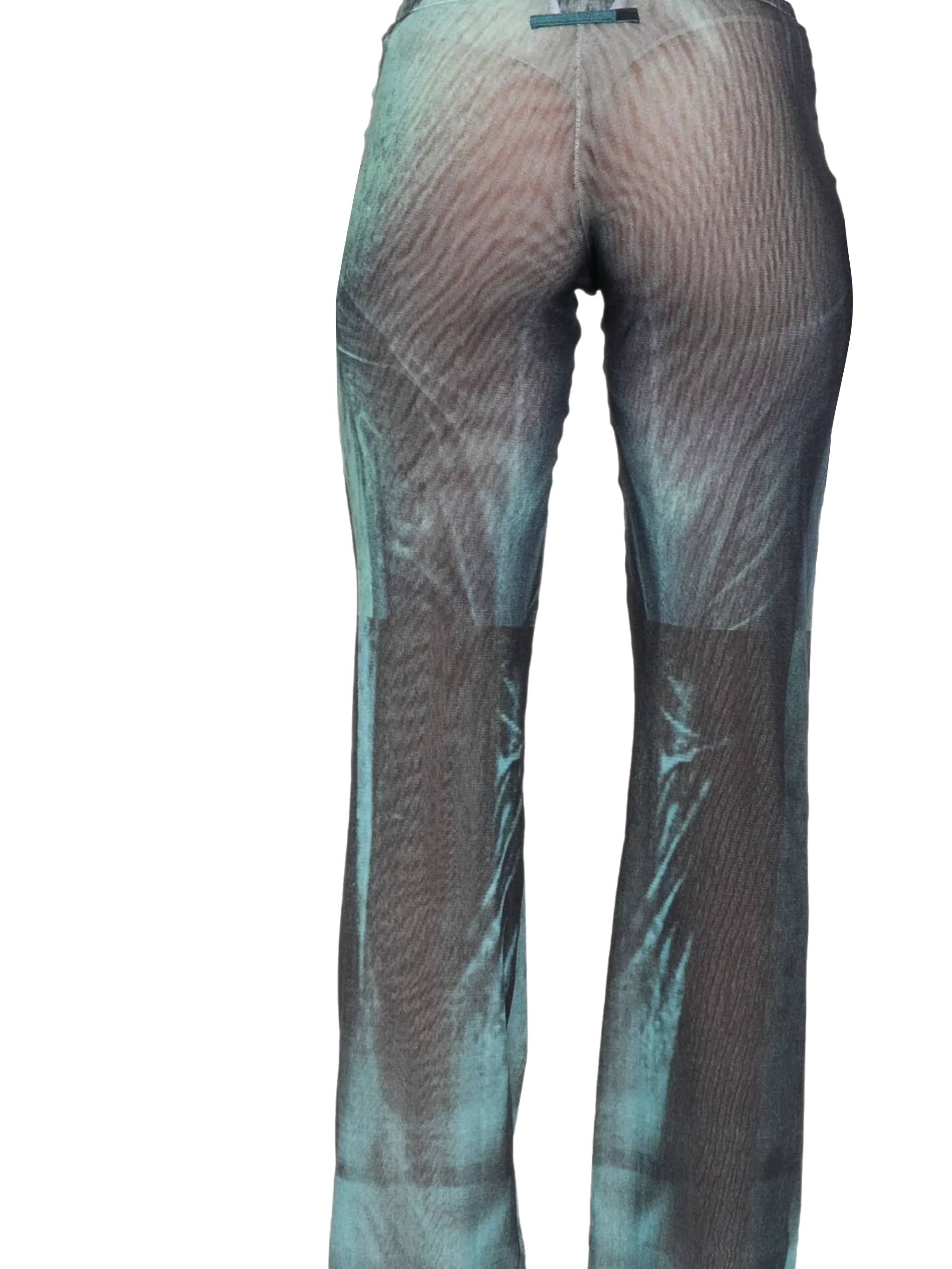 パンツ