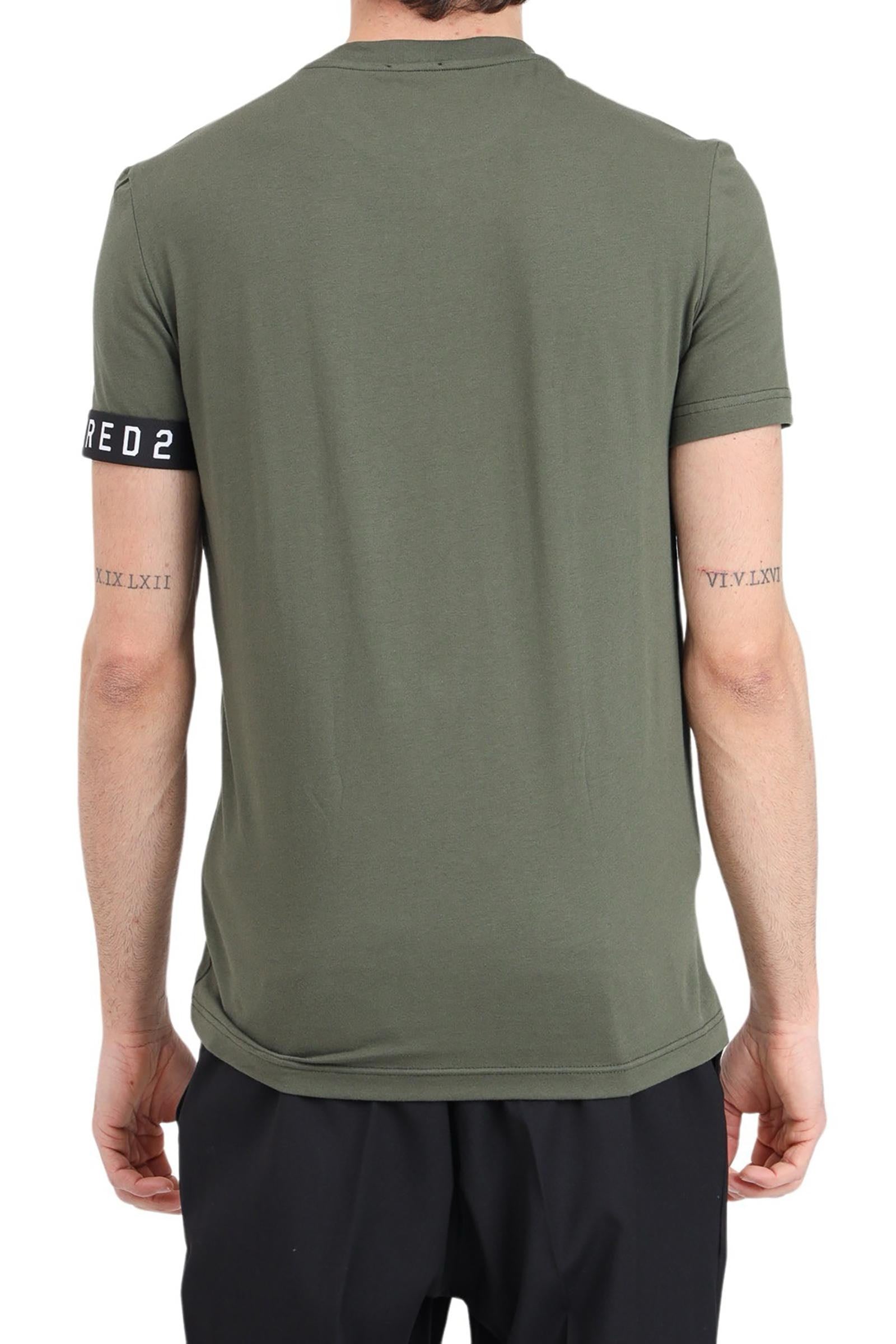 Tシャツ