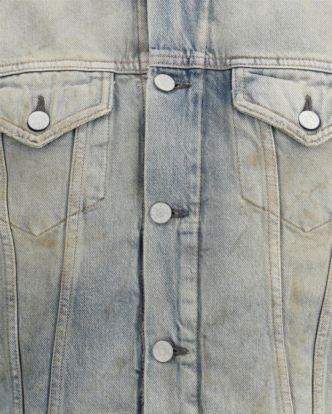 OUTERWEAR