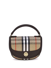 新着 関税送料込み Burberry バーバリー ミニ ショルダー バッグ ☆送料関税込☆Burberryバーバリー ミニ スニップチェーンバッグ