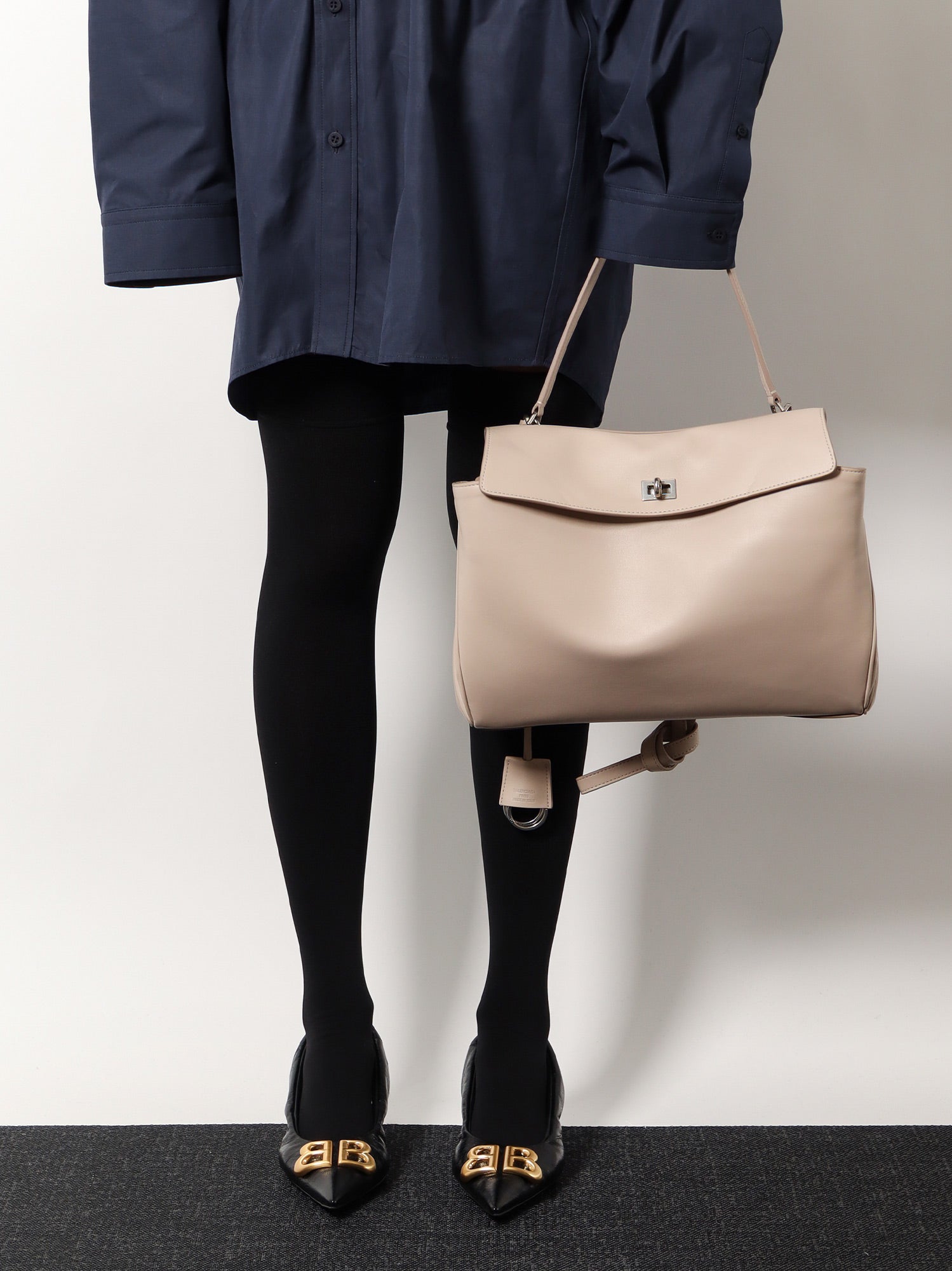 Balenciaga/バレンシアガ｜レザー ショルダー バッグ