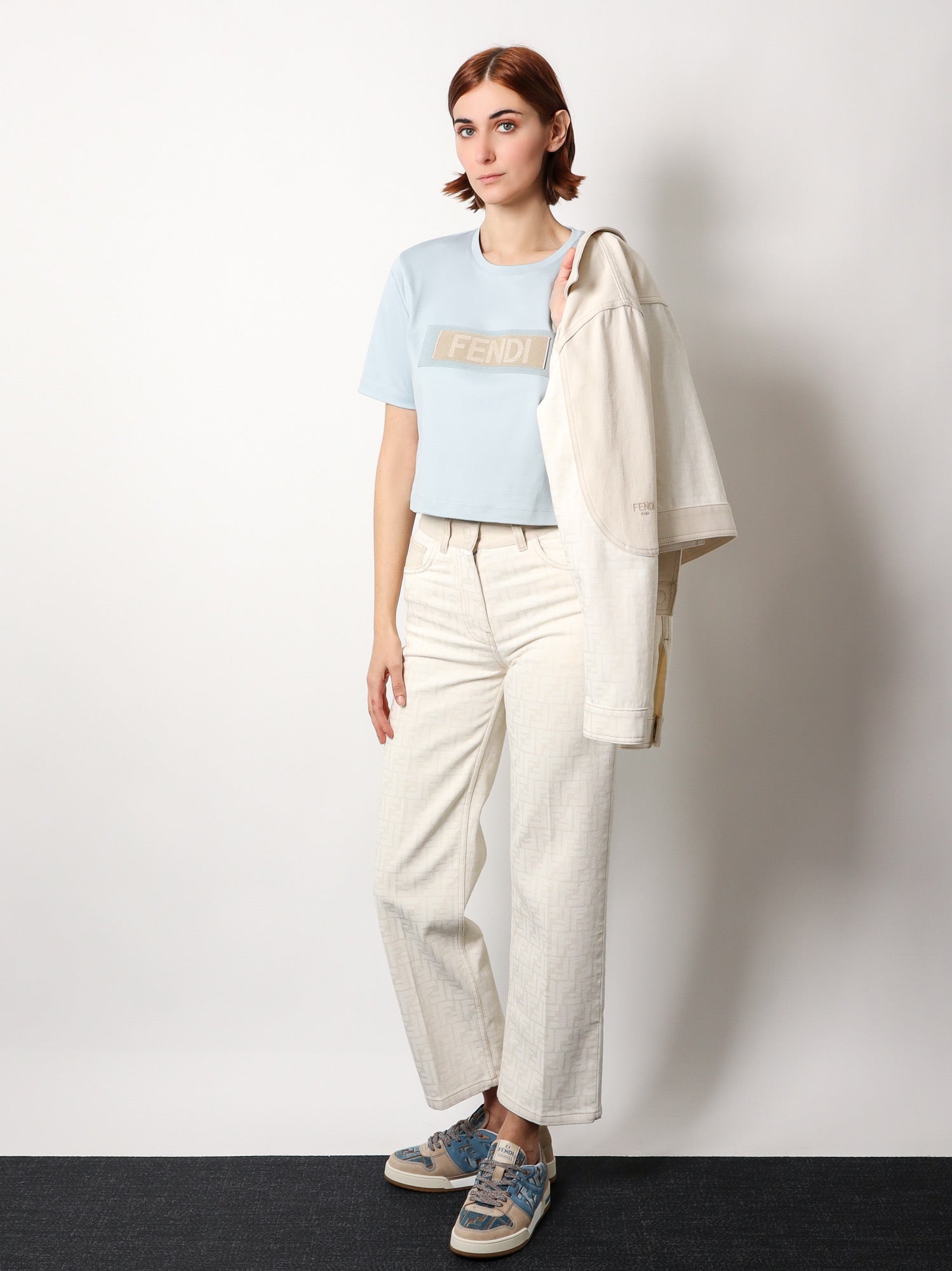 FENDI フェンディ レディース クロップ ジャージー Tシャツ ロゴ 楽天市場】【20%OFF!!先着20名!!】フェンディ FENDI ズッカ ロゴ