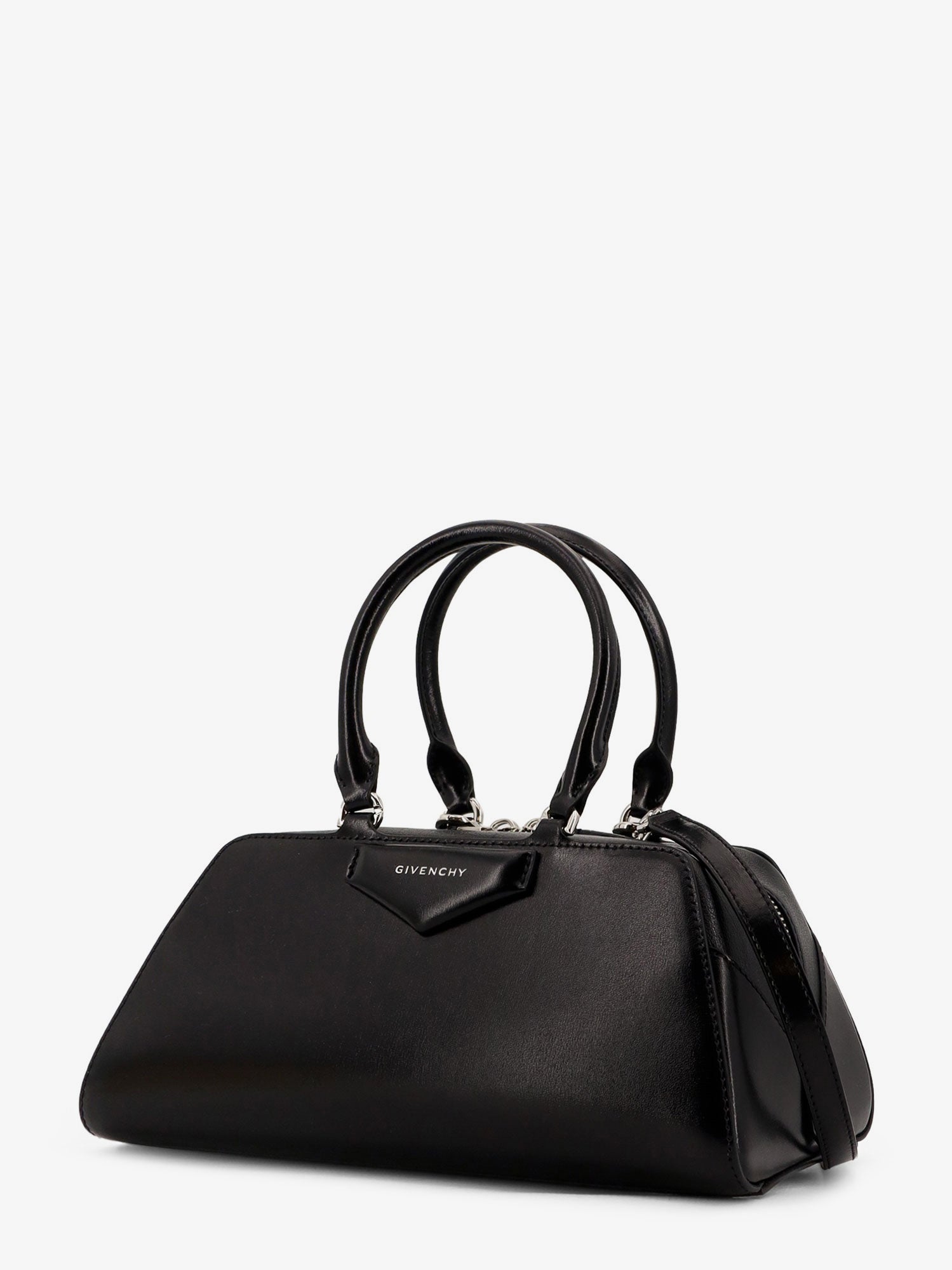 ジバンシィ ブラックレザーショルダーバッグ ジバンシィ GIVENCHY ハンドバッグ ショルダーバッグ レザー