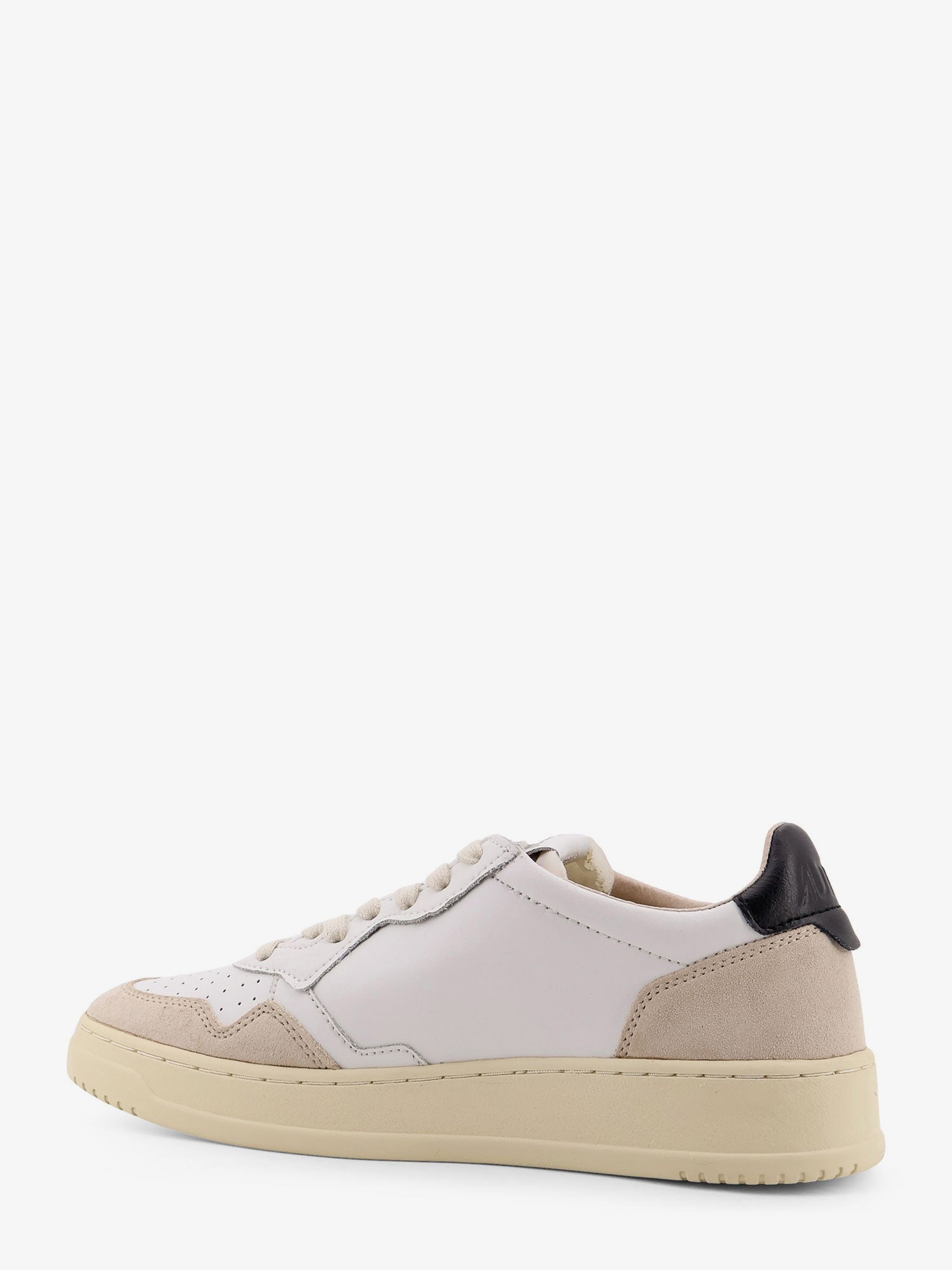 MEDALIST LOW レザー ローカット スニーカー