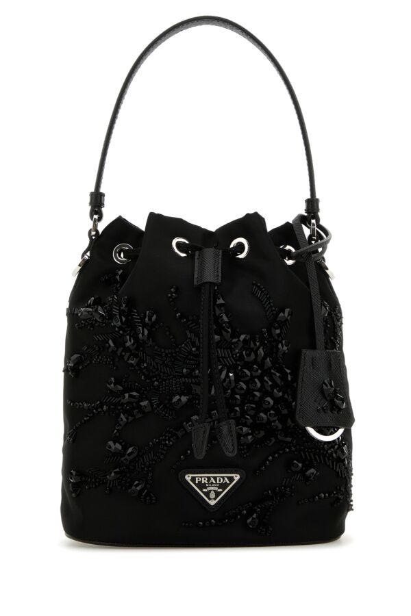 PRADA ブラック バケットバッグ Prada バックル バケットバッグ | ブラック | FARFETCH JP