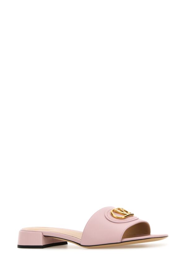 ピンク レザー Vロゴ シグネチャー スリッパ
