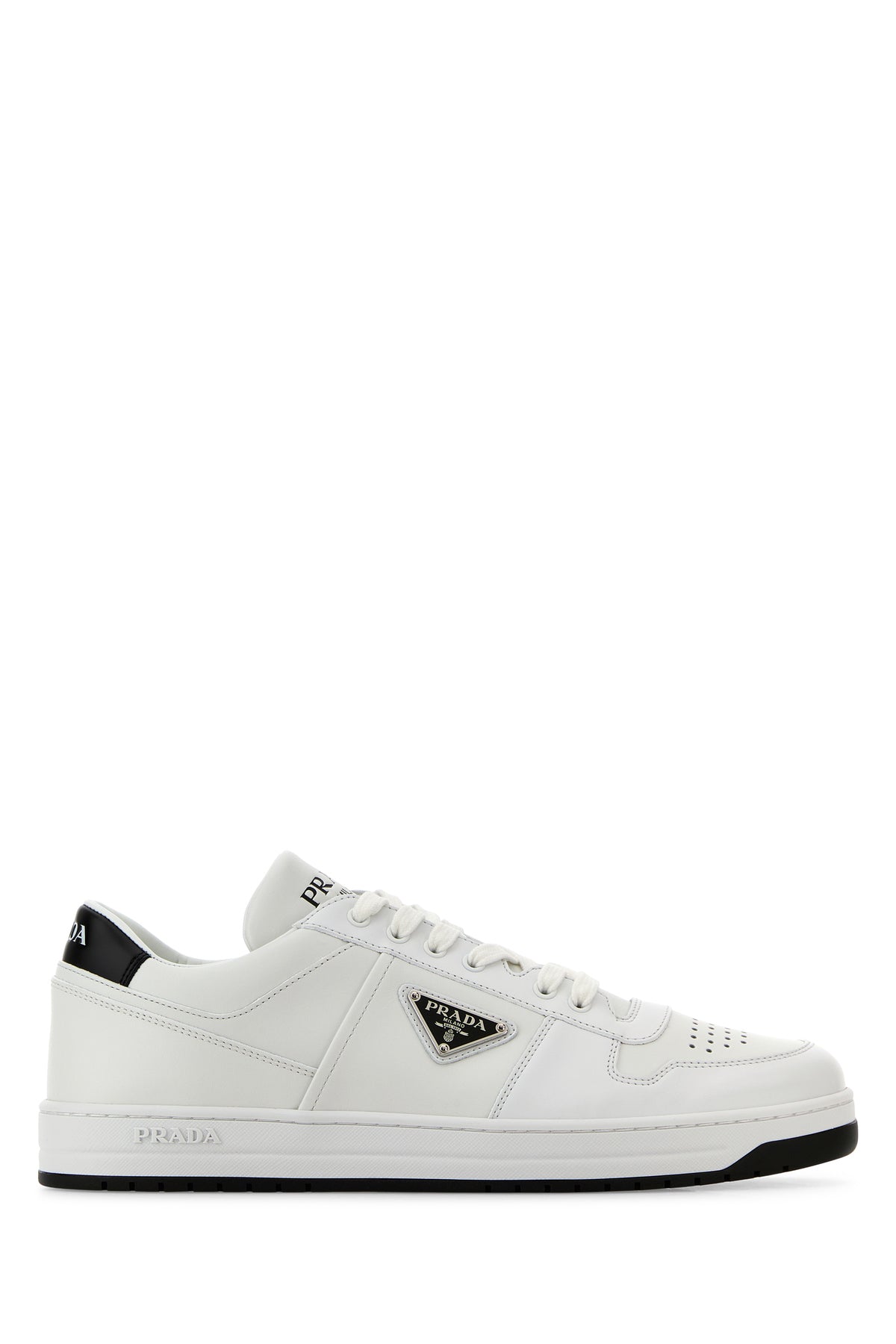 PRADA ホワイト レザー スニーカー PRADA ホワイトレザー スニーカー