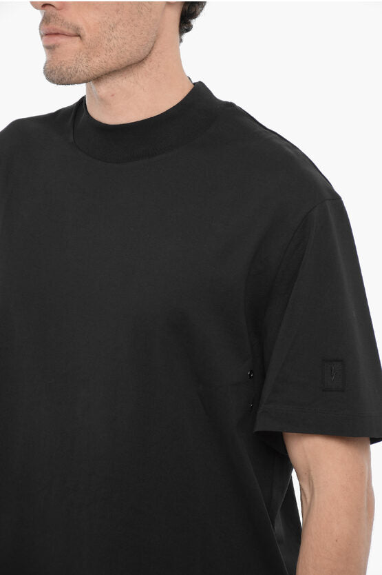 スリム フィット クルーネック Tシャツ ウィズ スタッズ