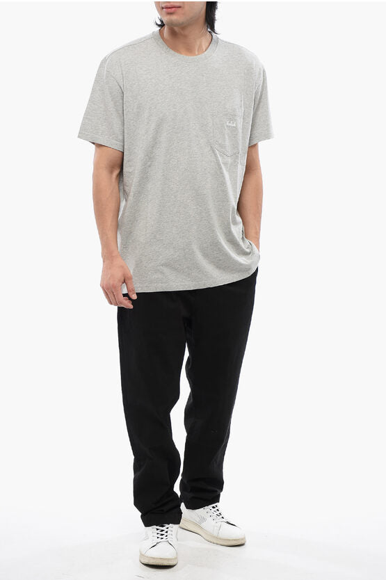 エンブロイダード ロゴ Tシャツ ウィズ ブレスト ポケット