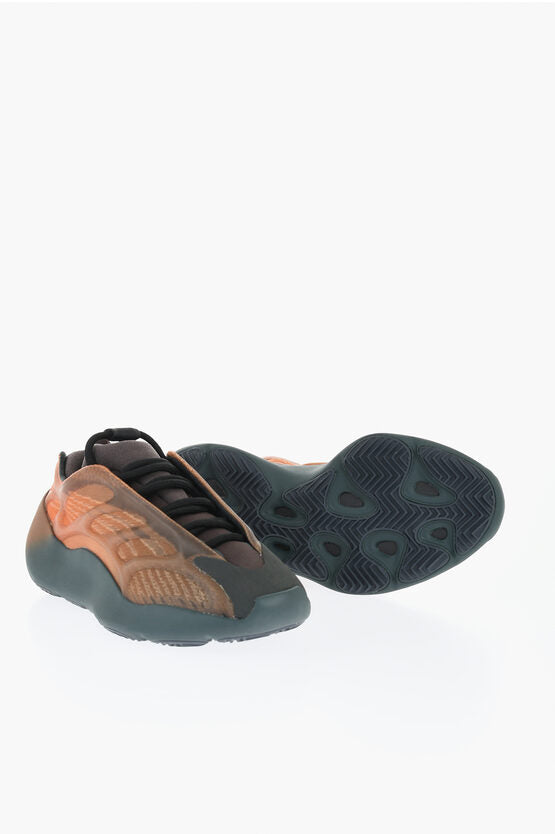 YEEZY イージー グラデーション ラバー 700 ローカット スニーカー