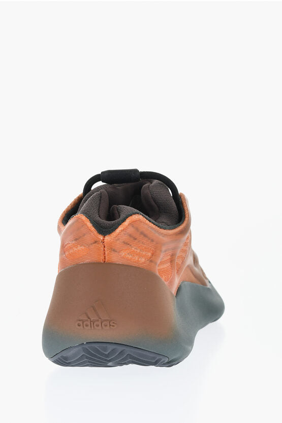YEEZY イージー グラデーション ラバー 700 ローカット スニーカー